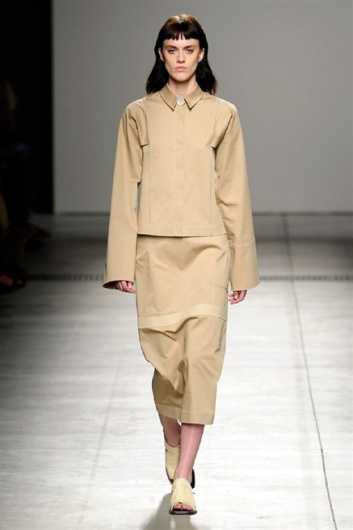 Fotoservizio/SS 2016/WOMEN/GABRIELE COLANGELO/DP1/0