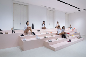 Fotoservizio/SS 2020/WOMEN/PRESENTAZIONE/AGL ATTILIO GIUSTI LEOMBRUNI/DP2/1