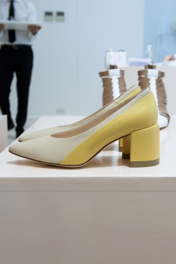 Fotoservizio/SS 2020/WOMEN/PRESENTAZIONE/AGL ATTILIO GIUSTI LEOMBRUNI/DP2/32