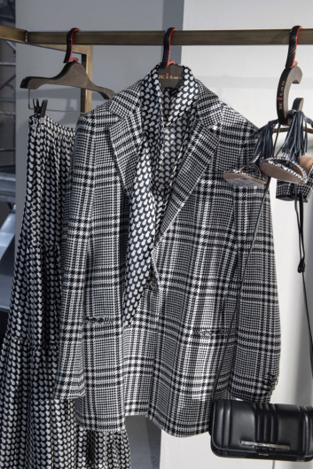 Fotoservizio/SS 2020/WOMEN/PRESENTAZIONE/KITON/DP2/21