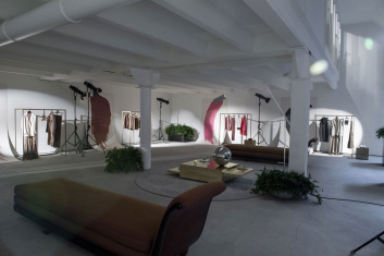 Fotoservizio/SS 2020/WOMEN/PRESENTAZIONE/KITON/DP2/30