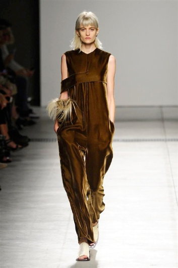 Fotoservizio/SS 2016/WOMEN/GABRIELE COLANGELO/DP1/16