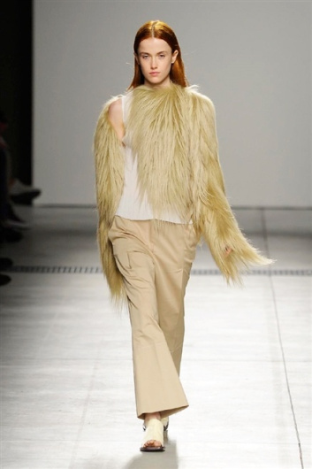 Fotoservizio/SS 2016/WOMEN/GABRIELE COLANGELO/DP1/22