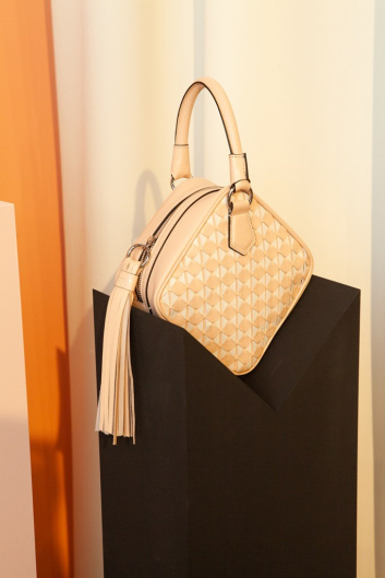 Fotoservizio/SS 2020/WOMEN/PRESENTAZIONE/SERAPIAN/DP2/8