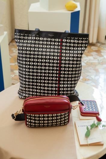 Fotoservizio/SS 2020/WOMEN/PRESENTAZIONE/SERAPIAN/DP2/21
