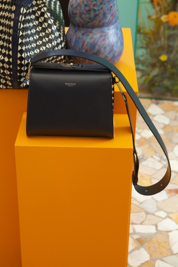 Fotoservizio/SS 2020/WOMEN/PRESENTAZIONE/SERAPIAN/DP2/22