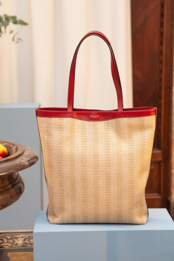 Fotoservizio/SS 2020/WOMEN/PRESENTAZIONE/SERAPIAN/DP2/38