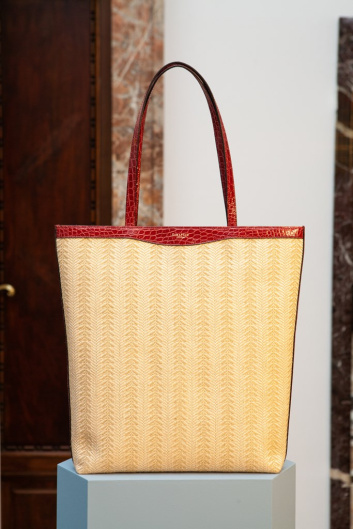 Fotoservizio/SS 2020/WOMEN/PRESENTAZIONE/SERAPIAN/DP2/39