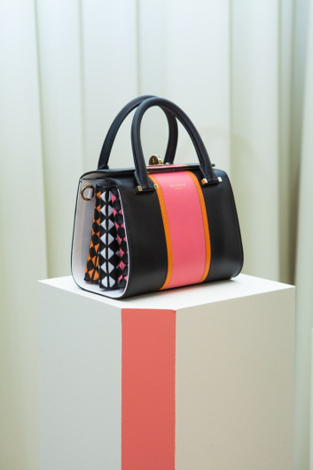 Fotoservizio/SS 2020/WOMEN/PRESENTAZIONE/SERAPIAN/DP2/30
