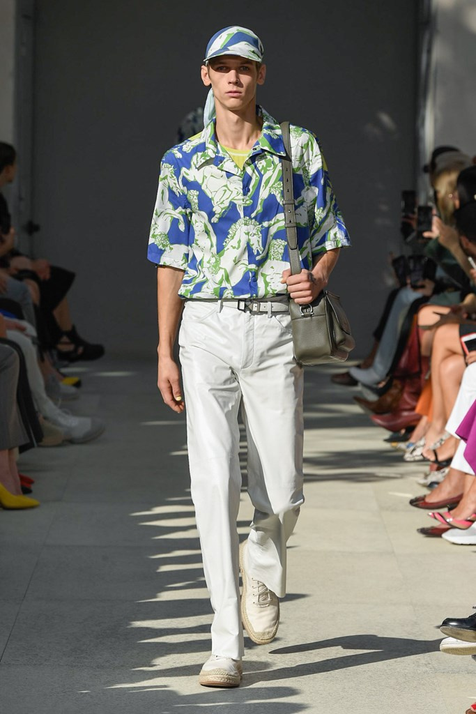 Fotoservizio/SS 2020/WOMEN/SFILATA/SALVATORE FERRAGAMO/DP2/3