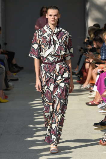 Fotoservizio/SS 2020/WOMEN/SFILATA/SALVATORE FERRAGAMO/DP2/3