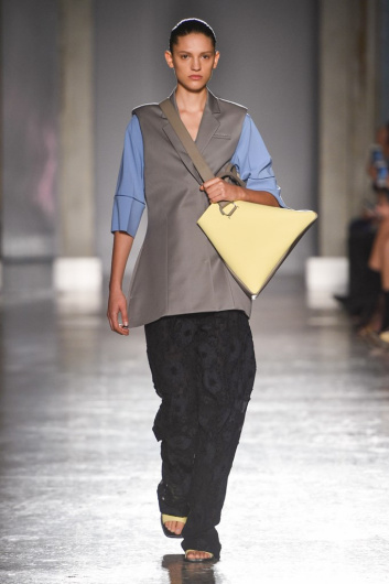 Fotoservizio/SS 2020/WOMEN/SFILATA/GABRIELE COLANGELO/DP2/9