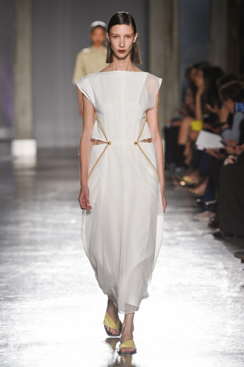 Fotoservizio/SS 2020/WOMEN/SFILATA/GABRIELE COLANGELO/DP2/20