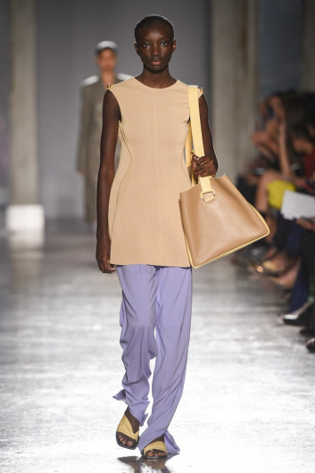 Fotoservizio/SS 2020/WOMEN/SFILATA/GABRIELE COLANGELO/DP2/22