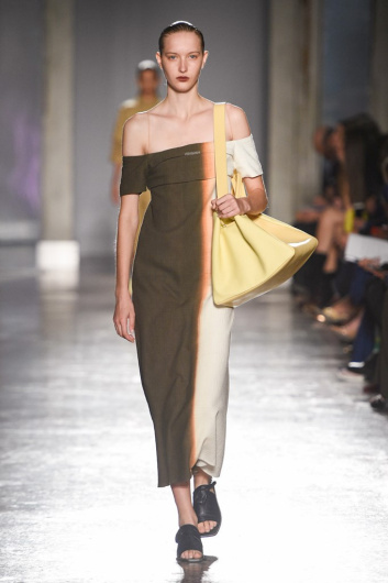 Fotoservizio/SS 2020/WOMEN/SFILATA/GABRIELE COLANGELO/DP2/17