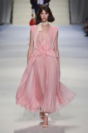 Fotoservizio/SS 2020/WOMEN/SFILATA/PHILOSOPHY DI LORENZO SERAFINI/DP2/3