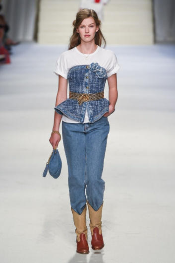 Fotoservizio/SS 2020/WOMEN/SFILATA/PHILOSOPHY DI LORENZO SERAFINI/DP2/2