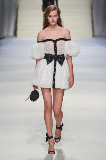 Fotoservizio/SS 2020/WOMEN/SFILATA/PHILOSOPHY DI LORENZO SERAFINI/DP2/1