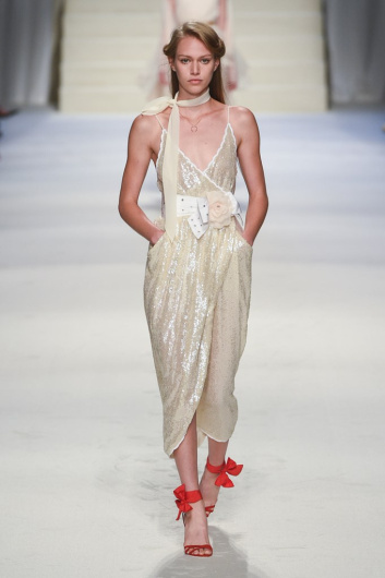 Fotoservizio/SS 2020/WOMEN/SFILATA/PHILOSOPHY DI LORENZO SERAFINI/DP2/6