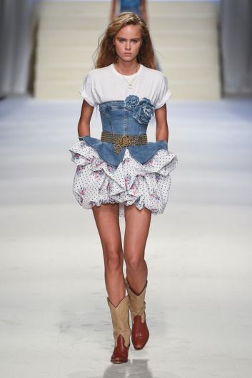 Fotoservizio/SS 2020/WOMEN/SFILATA/PHILOSOPHY DI LORENZO SERAFINI/DP2/10