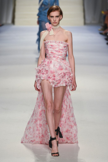 Fotoservizio/SS 2020/WOMEN/SFILATA/PHILOSOPHY DI LORENZO SERAFINI/DP2/12