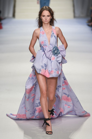 Fotoservizio/SS 2020/WOMEN/SFILATA/PHILOSOPHY DI LORENZO SERAFINI/DP2/16