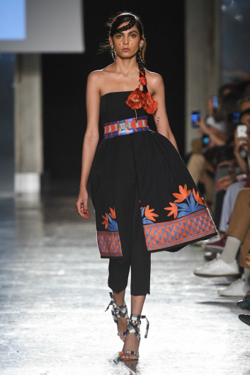 Fotoservizio/SS 2020/WOMEN/SFILATA/STELLA JEAN/DP2/0