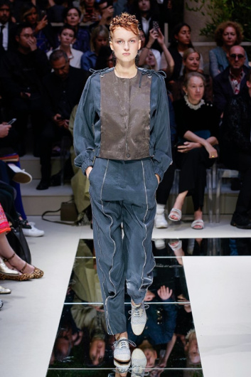 Fotoservizio/SS 2020/WOMEN/SFILATA/GIORGIO ARMANI/DP2/3