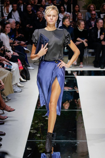 Fotoservizio/SS 2020/WOMEN/SFILATA/GIORGIO ARMANI/DP2/13