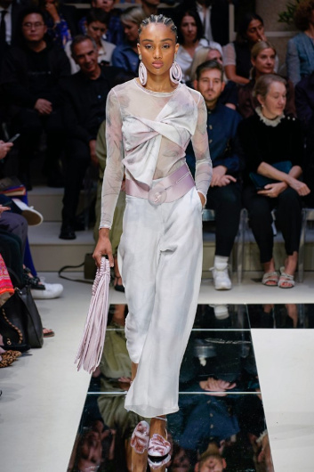 Fotoservizio/SS 2020/WOMEN/SFILATA/GIORGIO ARMANI/DP2/55