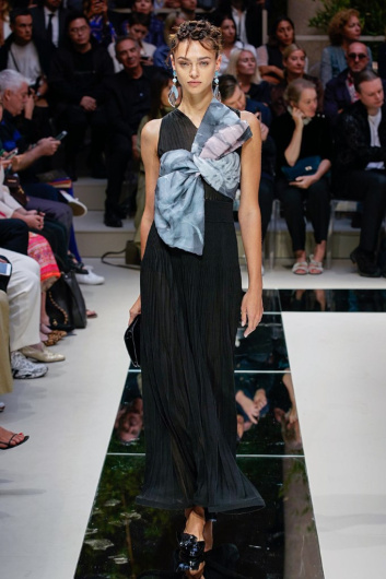 Fotoservizio/SS 2020/WOMEN/SFILATA/GIORGIO ARMANI/DP2/49