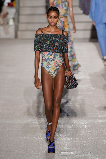 Fotoservizio/SS 2020/WOMEN/SFILATA/MISSONI/DP2/1