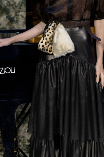 Fotoservizio/SS 2020/WOMEN/PRESENTAZIONE/SIMONETTA RAVIZZA/DP2/1