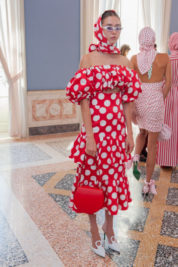 Fotoservizio/SS 2020/WOMEN/PRESENTAZIONE/SARA BATTAGLIA/DP2/0