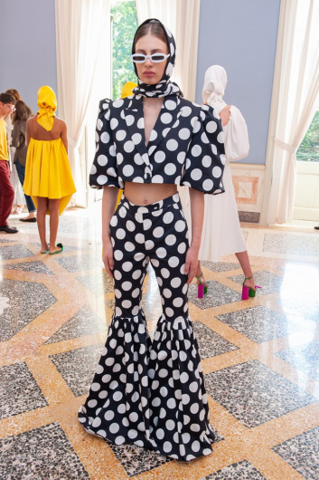 Fotoservizio/SS 2020/WOMEN/PRESENTAZIONE/SARA BATTAGLIA/DP2/14