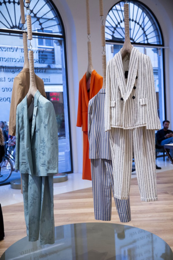 Fotoservizio/SS 2020/WOMEN/PRESENTAZIONE/SEVENTY VENEZIA/DP2/19