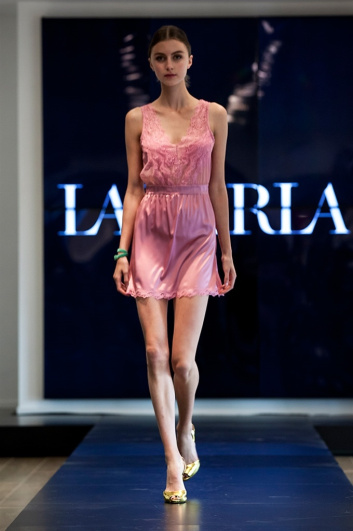 Fotoservizio/SS 2016/WOMEN/LA PERLA/DP2/23