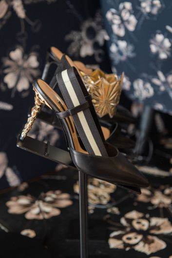Fotoservizio/SS 2020/WOMEN/PRESENTAZIONE/ANTONIO CROCE/DP2/4