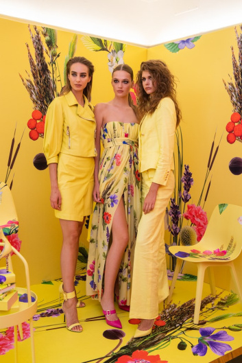 Fotoservizio/SS 2020/WOMEN/PRESENTAZIONE/ANTONIO CROCE/DP2/16
