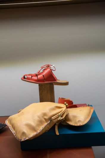 Fotoservizio/SS 2020/WOMEN/PRESENTAZIONE/IL BISONTE/DP2/6