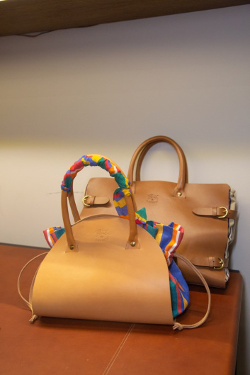 Fotoservizio/SS 2020/WOMEN/PRESENTAZIONE/IL BISONTE/DP2/3