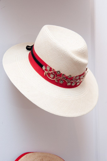 Fotoservizio/SS 2020/WOMEN/PRESENTAZIONE/BORSALINO/DP2/41