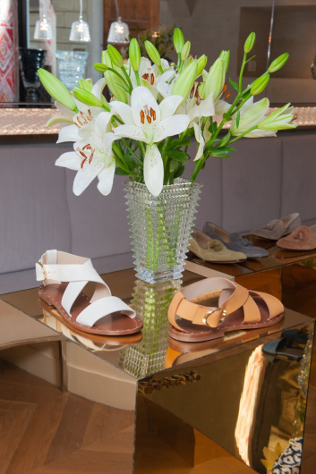 Fotoservizio/SS 2020/WOMEN/PRESENTAZIONE/DOUCAL'S/DP2/0