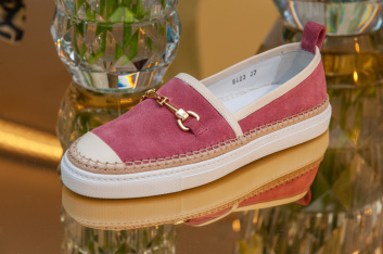 Fotoservizio/SS 2020/WOMEN/PRESENTAZIONE/DOUCAL'S/DP2/17