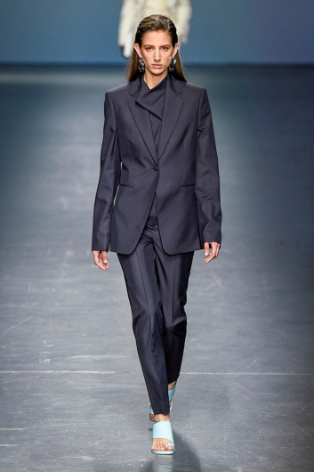 Fotoservizio/SS 2020/WOMEN/SFILATA/BOSS/DP2/0