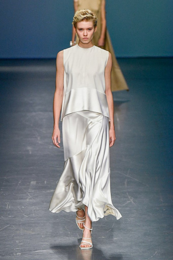 Fotoservizio/SS 2020/WOMEN/SFILATA/BOSS/DP2/3
