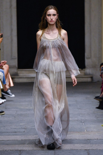 Fotoservizio/SS 2020/WOMEN/SFILATA/CRISTIANO BURANI/DP2/2