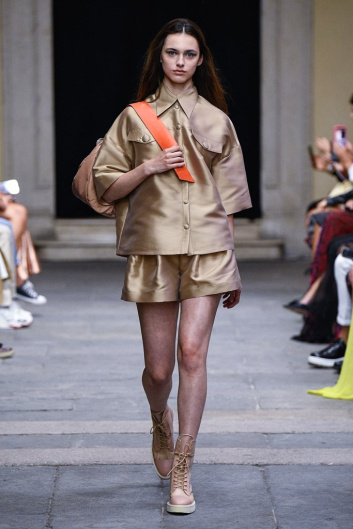 Fotoservizio/SS 2020/WOMEN/SFILATA/CRISTIANO BURANI/DP2/3