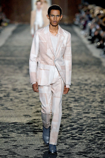 Fotoservizio/SS 2020/MEN/SFILATA/ERMENEGILDO ZEGNA/DP2/0