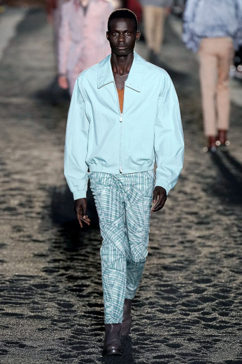 Fotoservizio/SS 2020/MEN/SFILATA/ERMENEGILDO ZEGNA/DP2/12